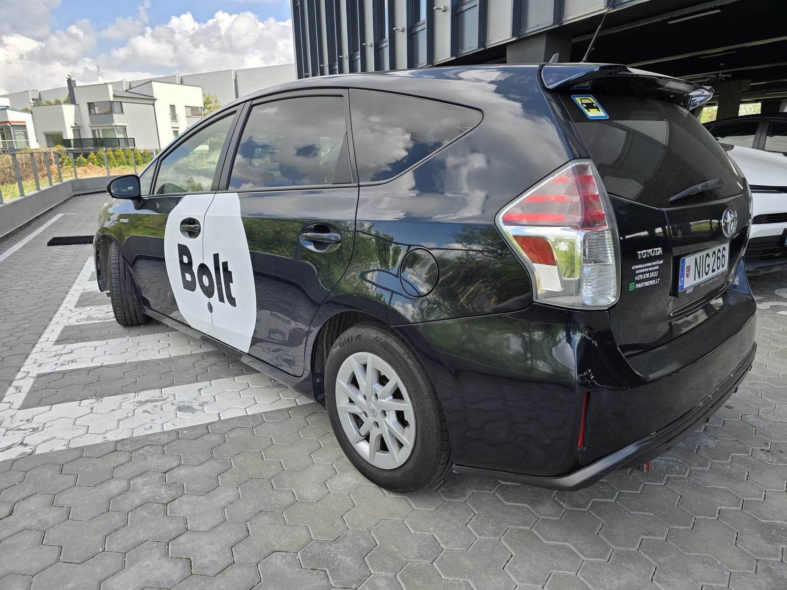 Toyota Prius+ 2017 — Nuotrauka 4